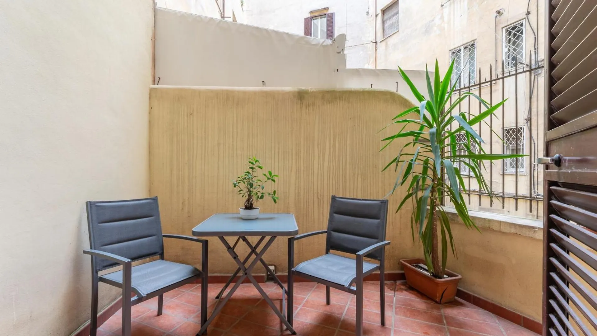Apartment Mp House In Trastevere Rome Italy